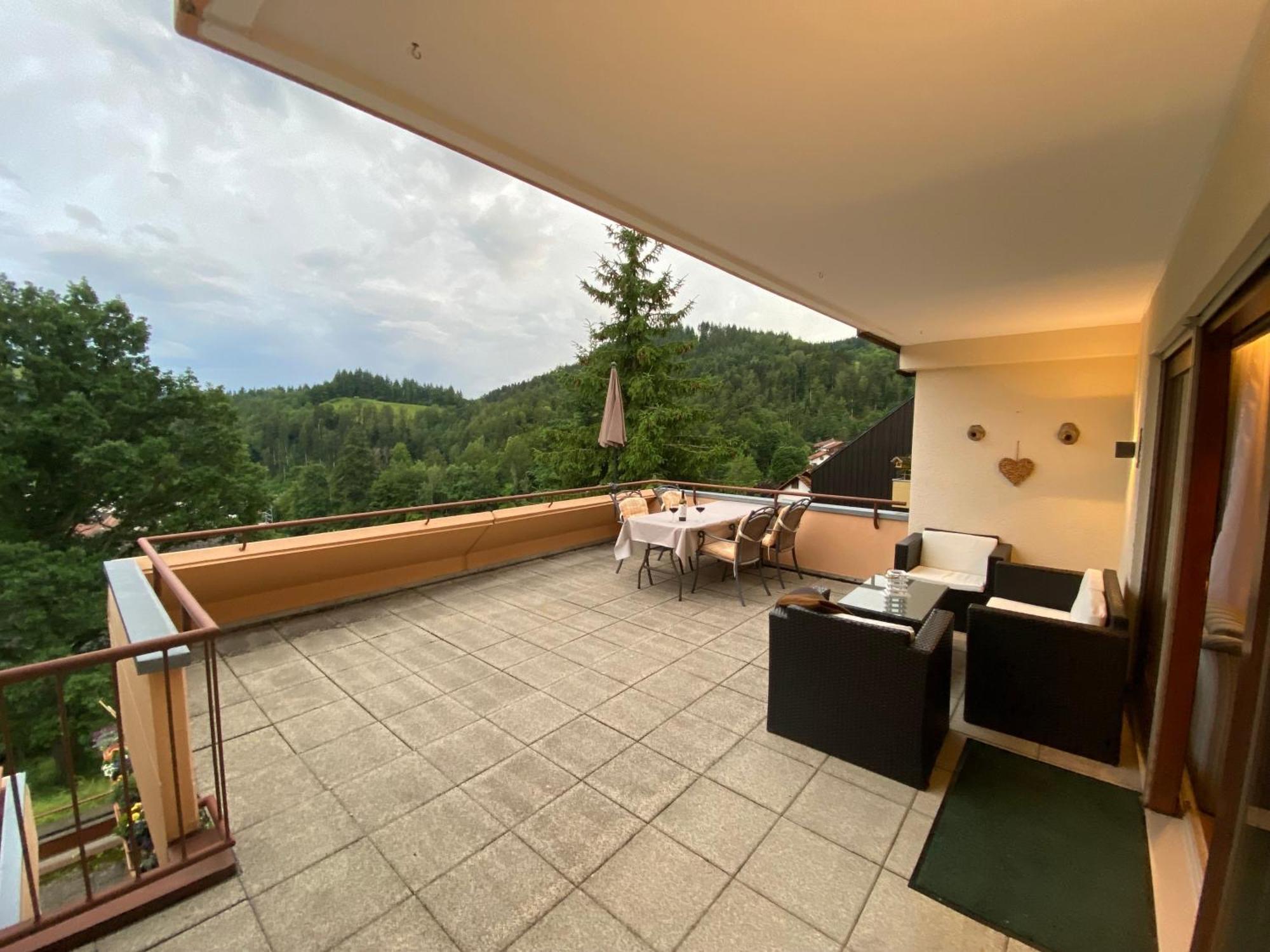 Ferienwohnung Schoenblick Шёнау-им-Шварцвальд Экстерьер фото
